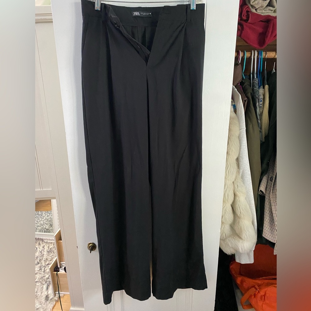 Black Zara Pleated Trousers